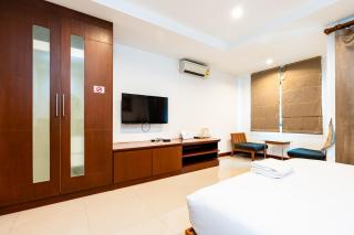 Yon INN Sukhumvit 4 BTS Nana - 3