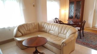 Laura Cottage - 43-111 - 6