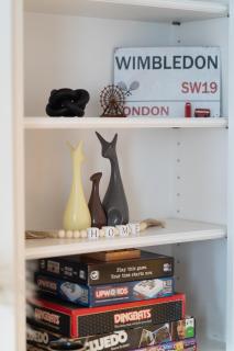 Sunny 2-Bed Apartment - Heart of Wimbledon - Minutes to Central London - 6