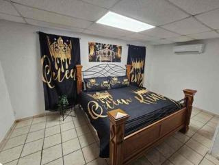 The King Bed - Carolina - 9
