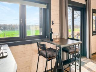 Bumblebee Cabin - Uk45403 - Forfar - 7