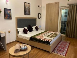 Dream Vibes Studio Apartment - Noida - 5