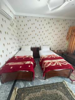 lake view hotel and resort - Khanpur - 2