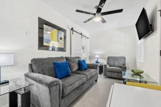 Park Shore Suites of Madeira Beach #5! Fall Promo, Newly Remodeled, Steps to the Beach and Pet Friendly! - #5 - 7