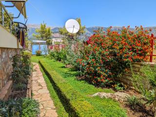 Villa Vasil Mertiri - 6