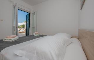 Villa Mandina - Makarska by Villas Guide - Makarska (Macarsca) - 1