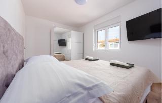 Cozy Apartment In Vir With Wifi - 7