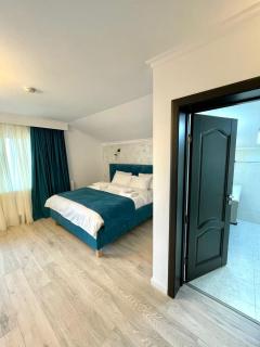 Casa Tirol Campulung - 1