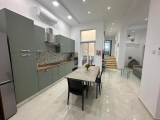 Central Bedroom en-suite, Sliema - Sliema - 6