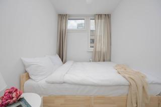 Warszawa Centre Modern Apartment Remote Working Smart TV & WiFi - 9