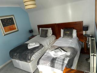 The Rose And Crown Hotel - 9