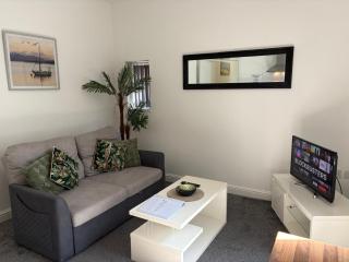 Central Location 1 Double Bedroom Apartment 7 - Blackpool - 4