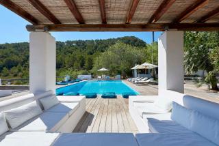 Elegant Villa Retreat in Ibiza's Heart, 1041 - 5
