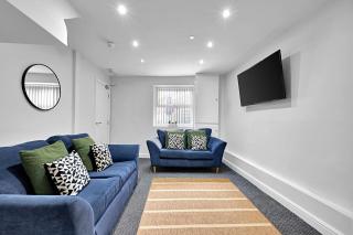 Kemble House - Air Host & Stay - 5 Bedroom, 5 Bathroom - Sleeping 10 - 5