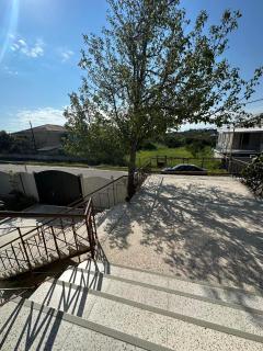 Goga's Guesthouse - 4