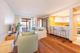 GuestReady - Sunny comfort with a balcony and pool - 7