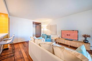 GuestReady - Sunny comfort with a balcony and pool - 3