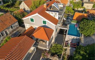 Lovely Home In Ostrvica - 0