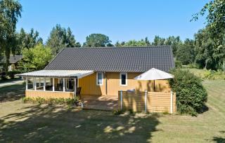 Gorgeous Home In Stege With Kitchen - 0