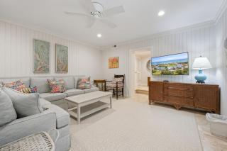 Starfish Legacy villa by Peace Vacations - Georgetown - 1