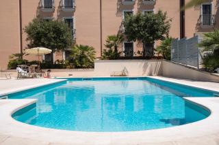 Hotel Villa Rosa - 9