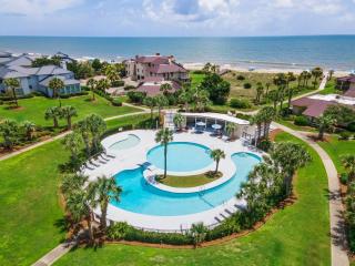Waters Edge villa by Peace Vacations - 0