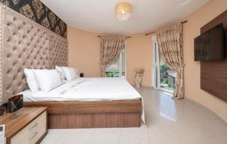 Amazing Home In Valtursko Polje - 6