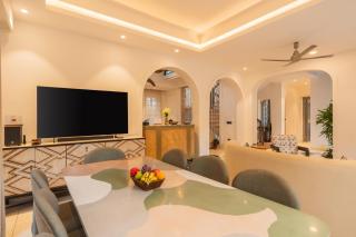 ELIVAAS Purple Coral Luxe 5-BHK Villa With Two Pvt Pools & Lift - Assagao - 1