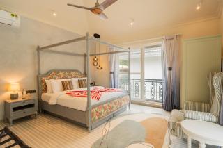 ELIVAAS Purple Coral Luxe 5-BHK Villa With Two Pvt Pools & Lift - Assagao - 4