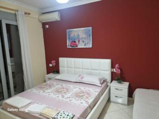 Beachfront Apartment 140 metters with Big veranda and big balcony seafront - Vlorë - 9