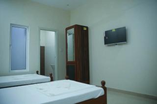 Mid City Hotel & Restaurant - Dargai - 1