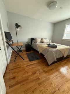 Modern 3BR Spacious & Bright - 2