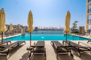 1BR in Le Pont Private Beach Access - 4