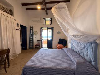 Casa Ajo e Didy, panorama sul mare a Malfa - 3