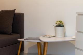 Swarz's Downtown Apartment by NW - 5