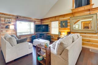 Lake and Mountain Views Rockwood Cabin on 8 Acres - Rockwood - 8