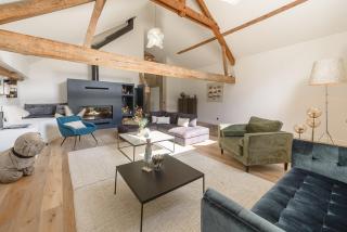 Villa Serenya Designer-Renovated Farmhouse with Panoramic Views of Lake Annecy by LLA Selections - 9