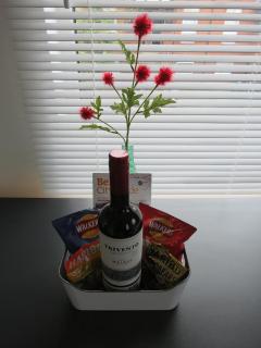 Fantastic Central Location - Parking - Business or Leisure - 3