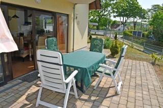 schönes Ferienhaus mit Kamin und Sauna im Ostseebad Sellin - 1