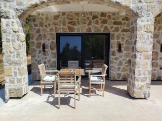 Maginja - Petrovac na Moru - 2