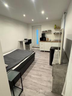 Saniertes Apartment im Herzen von Mönchengladbach - Niederdorla - 3