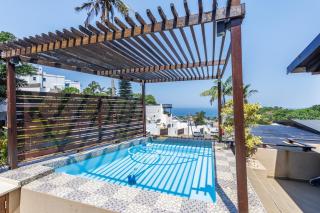 Stylish Seaside Escape with Private Pool and Braai - 7