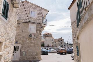 B studio apartment near the beach with sea view - Kaštela - 4