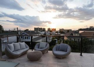 Wellness Sanctuary min to NYC Sleeps 9 w Garage - 2
