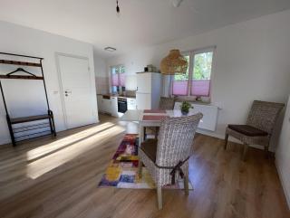 Neue moderne Ferienwohnung, separater Eingang, Seenähe - - 5