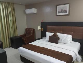 Oakspring Hotel and Luxury Suites - Lagos - 5