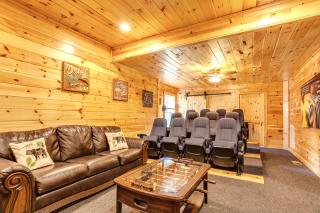 Royal Bliss by On Cue Properties - Sevierville - 2