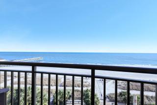 Oceanside Escape by StayMareni - Oceanfront Suite - Myrtle Beach - 9