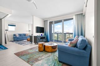 2BR Fort Lauderdale W Residence with Double Living Room, Ocean & Intercoastal Views, Brand New Sofas! - 0