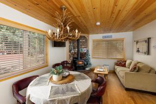 Cozy Cabin with Large Backyard Near Lake, Village and Snow Summit - Big Bear Lake - 5